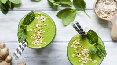 2 green smoothies