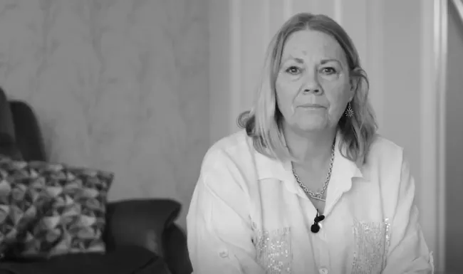 Black and white picture of Denise