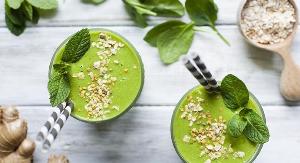 2 green smoothies